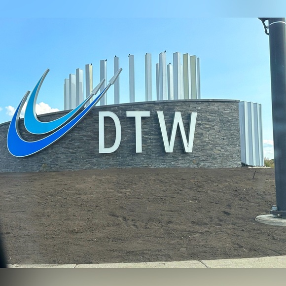 Rob Zombie & Alice Cooper Freaks on Parade2023 Tour Merch Shirt - Picture 11 of 11